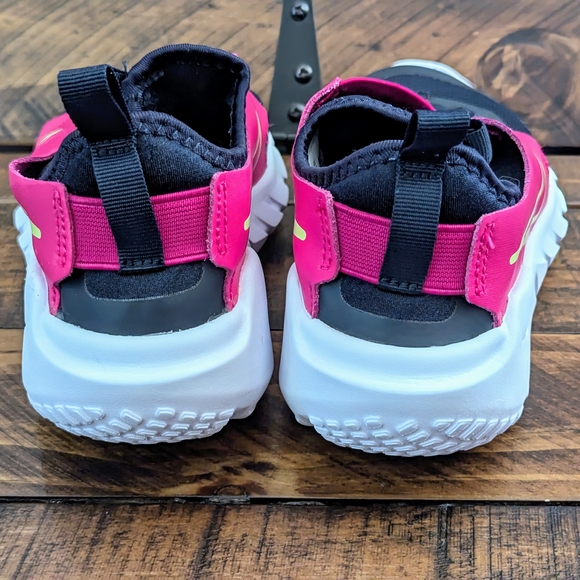 Nike Flex Runner 2 GS 'Dark Obsidian Fireberry Size 3.5Y - Picture 3 of 12
